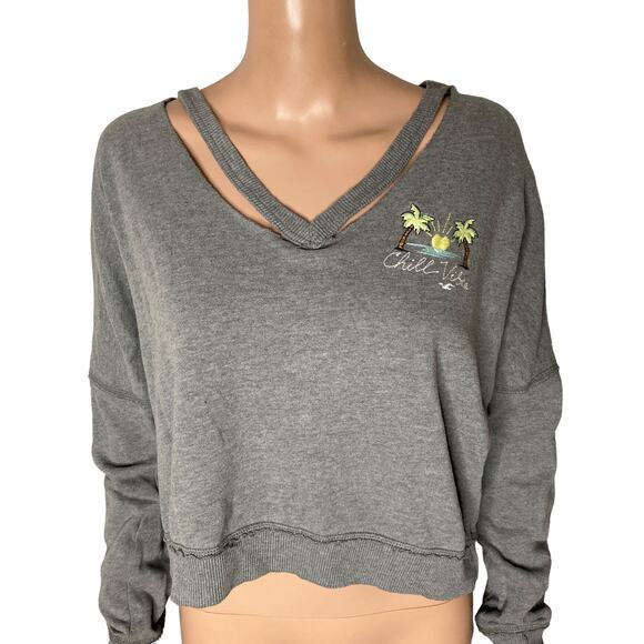 Hollister Sweatshirt Womens L Gray Cut Out Embroidered Chill Vibes Palms - Picture 3 of 11
